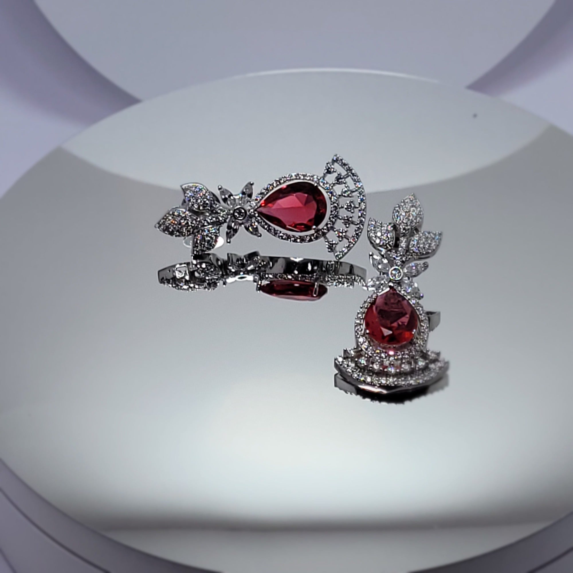 AD & Crystal - teardrop earing